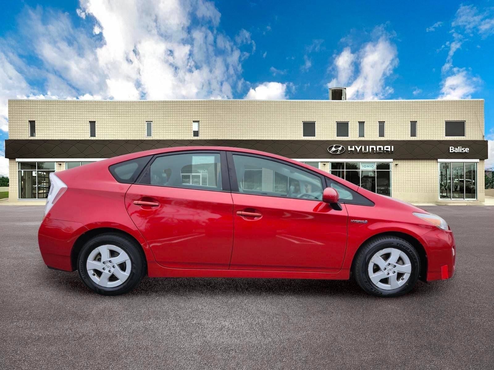2010 Toyota Prius III