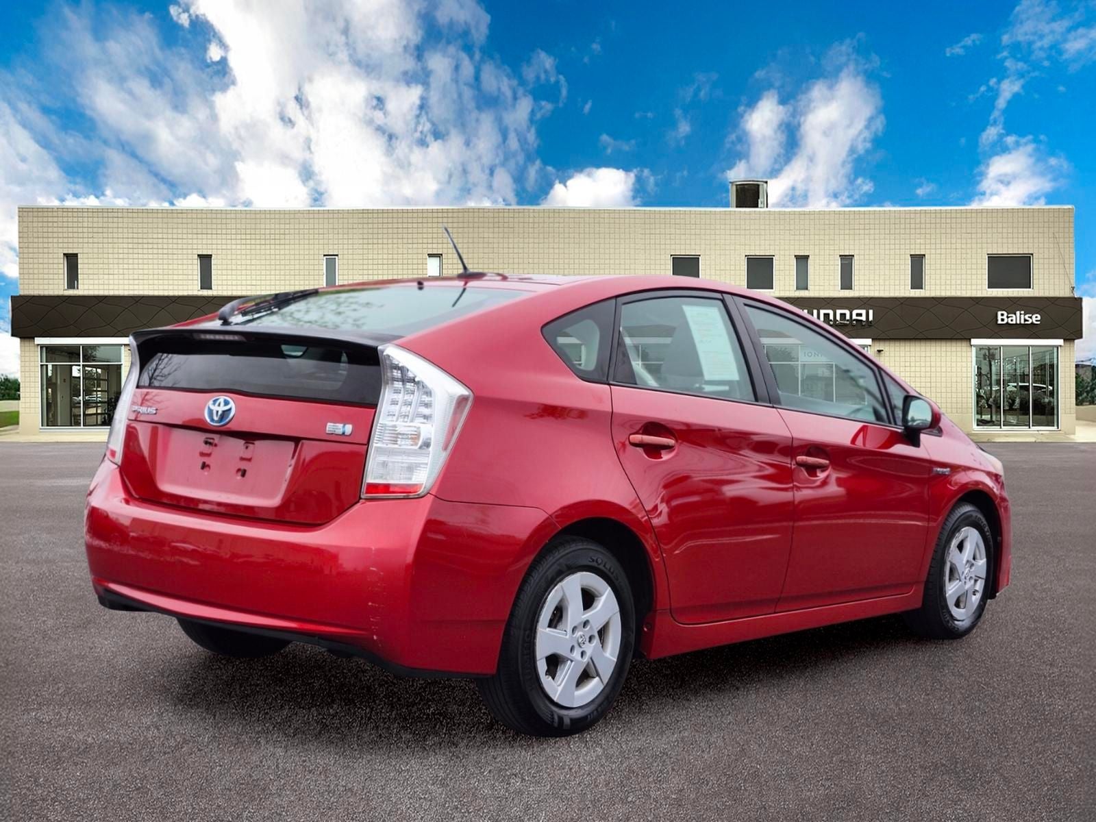 2010 Toyota Prius III