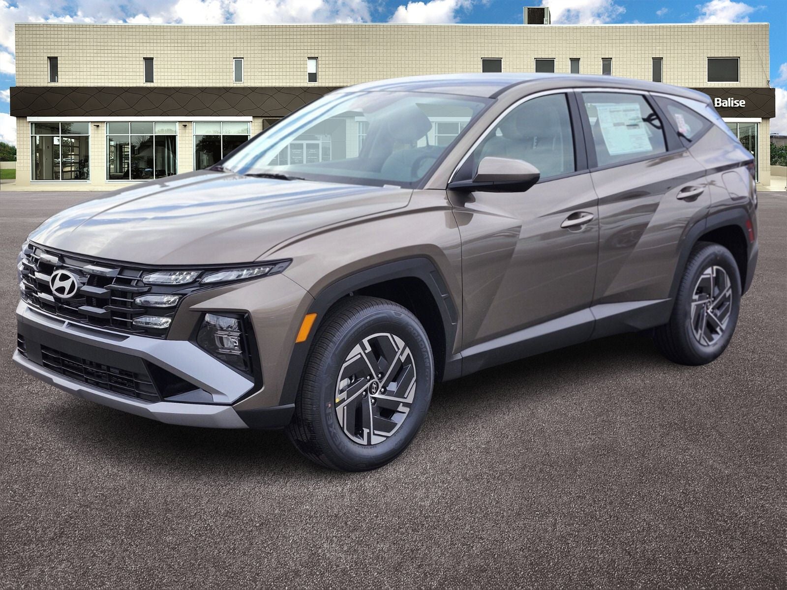 2026 Hyundai Tucson Hybrid Blue SE