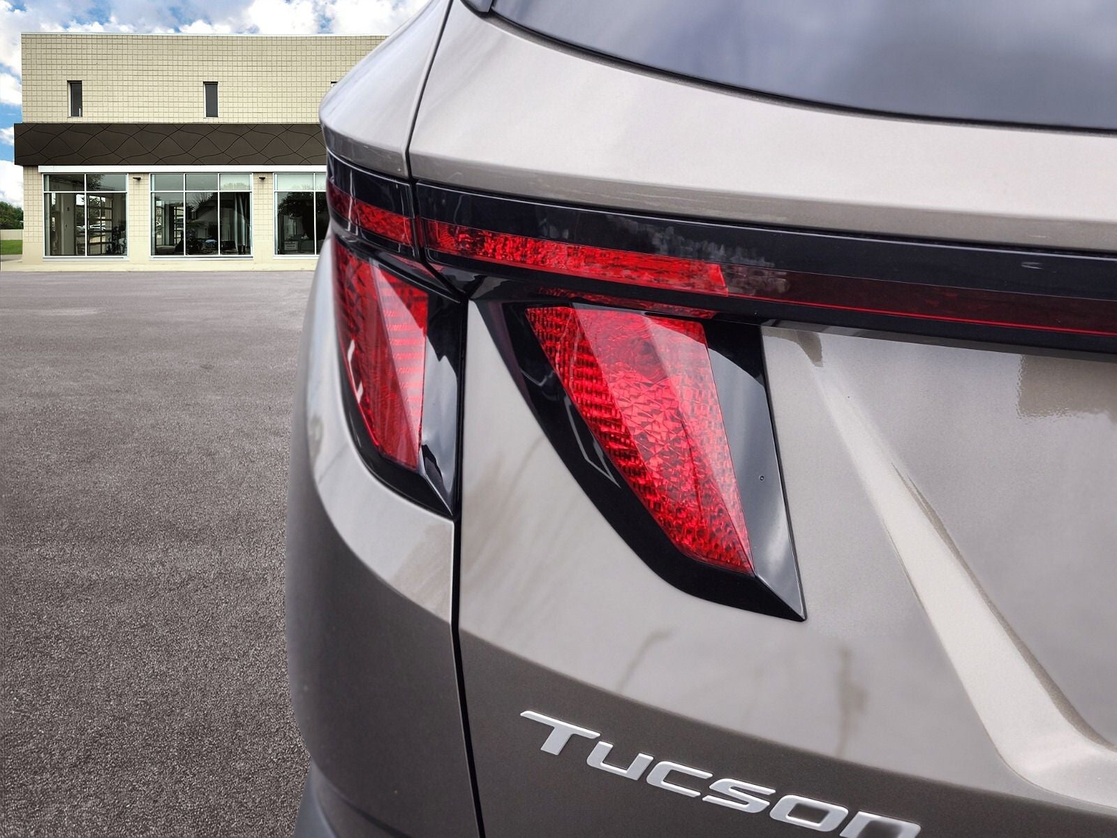 2026 Hyundai Tucson Hybrid SEL