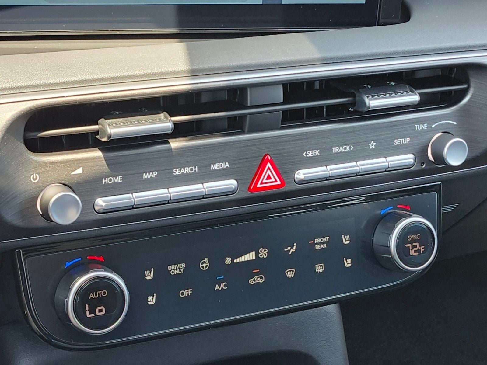 2026 Hyundai Palisade Hybrid SEL Premium 8 Passenger