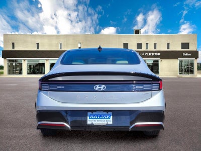 2026 Hyundai Sonata Hybrid SEL