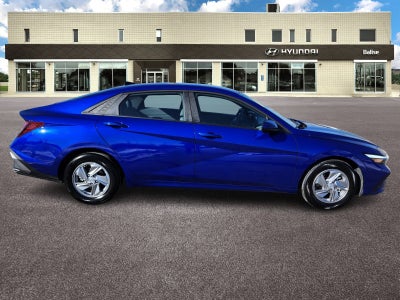 2025 Hyundai Elantra SE