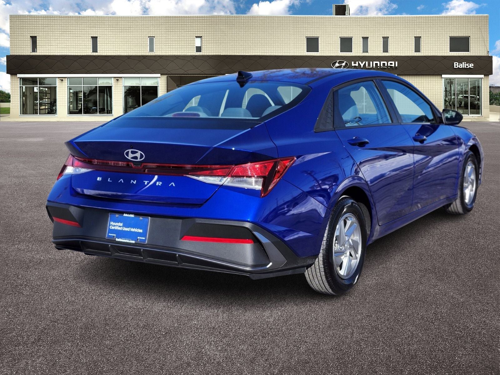 2025 Hyundai Elantra SE
