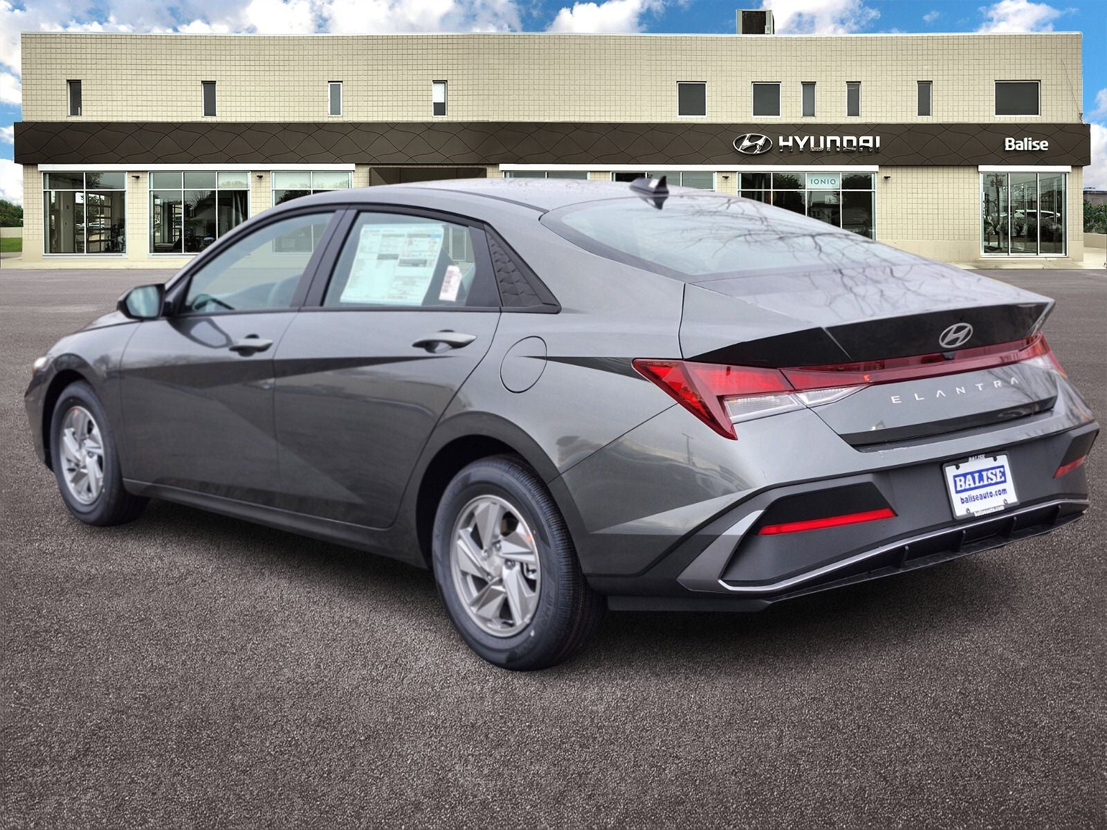 2026 Hyundai Elantra SE
