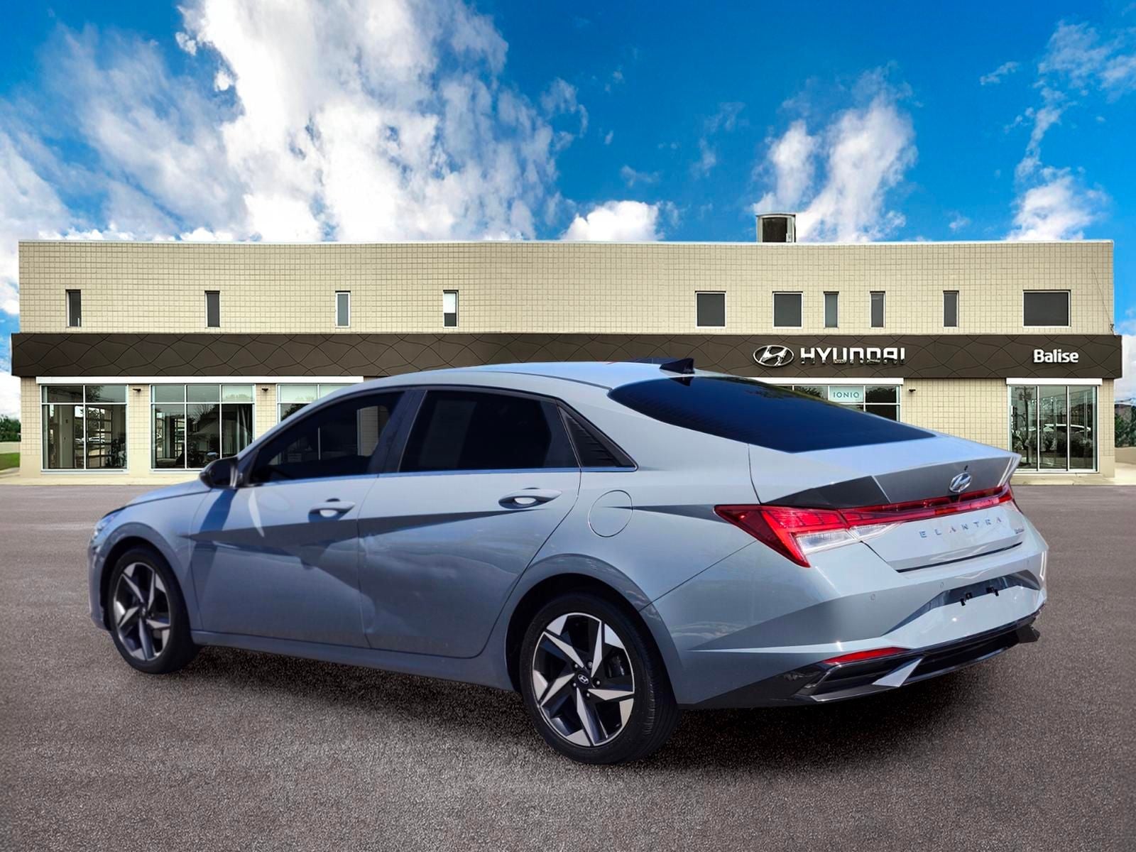 2022 Hyundai Elantra Limited