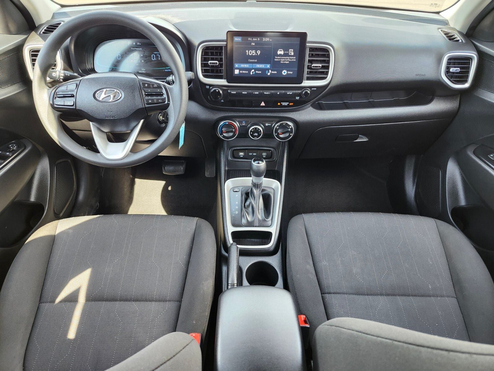 2023 Hyundai Venue SE
