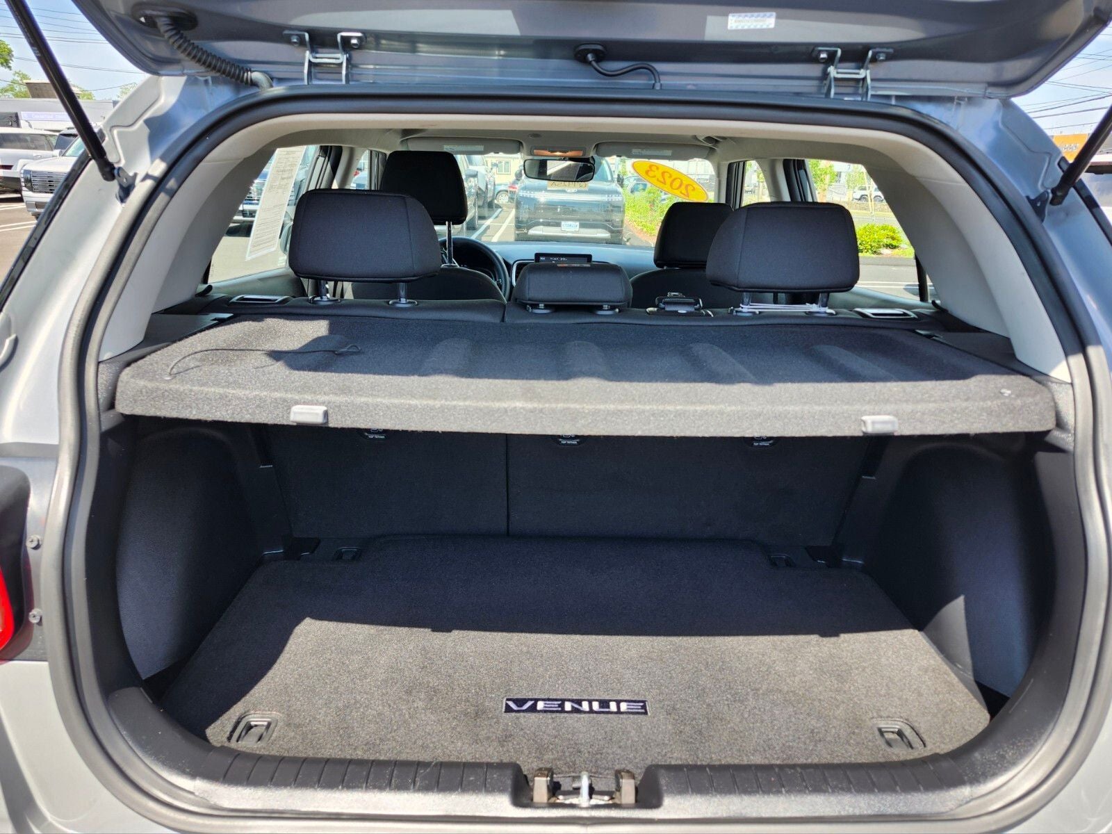 2023 Hyundai Venue SE