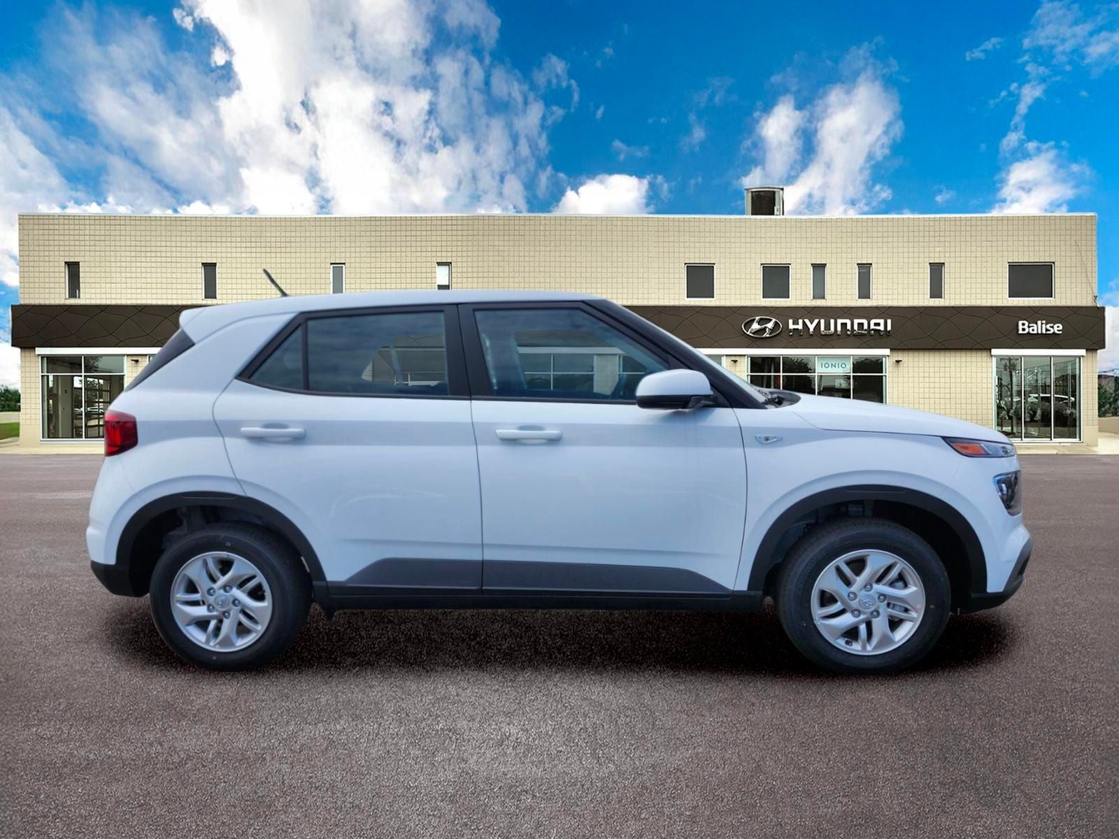 2026 Hyundai Venue SE
