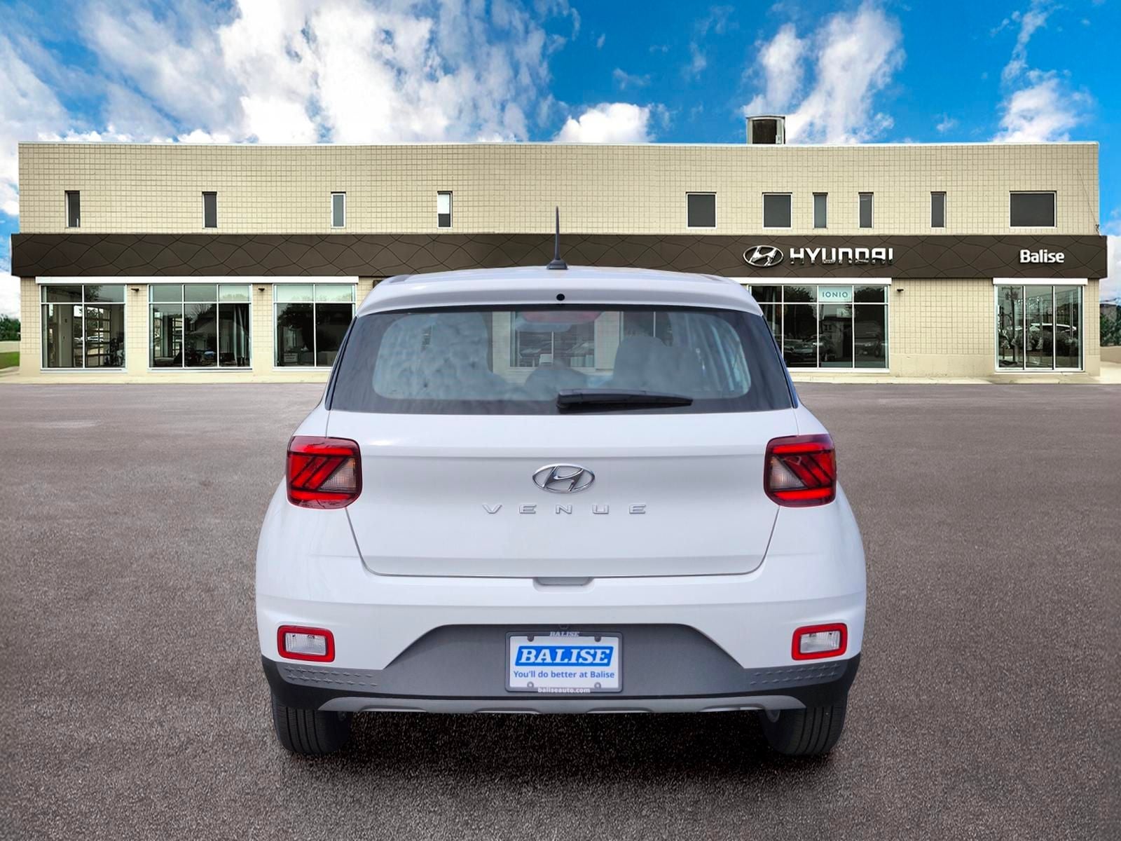 2026 Hyundai Venue SE
