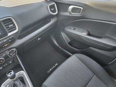 2026 Hyundai Venue SE