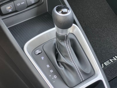 2026 Hyundai Venue SE