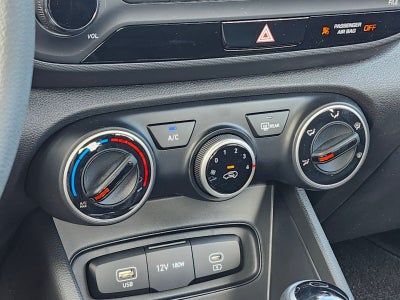 2026 Hyundai Venue SE
