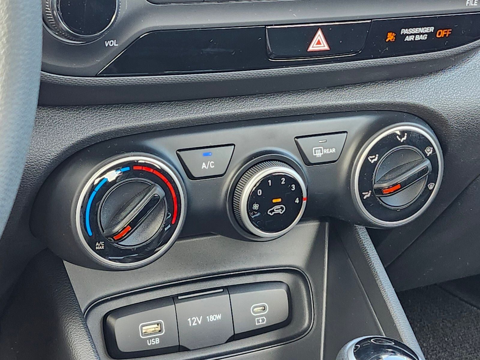 2026 Hyundai Venue SE