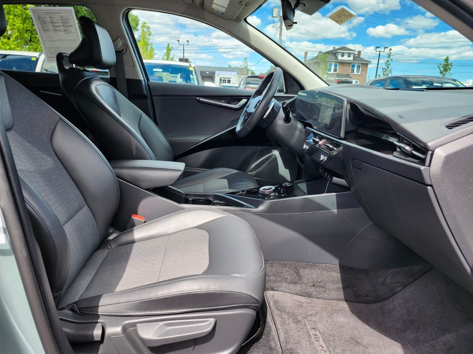 2023 Kia Niro Plug-In Hybrid EX