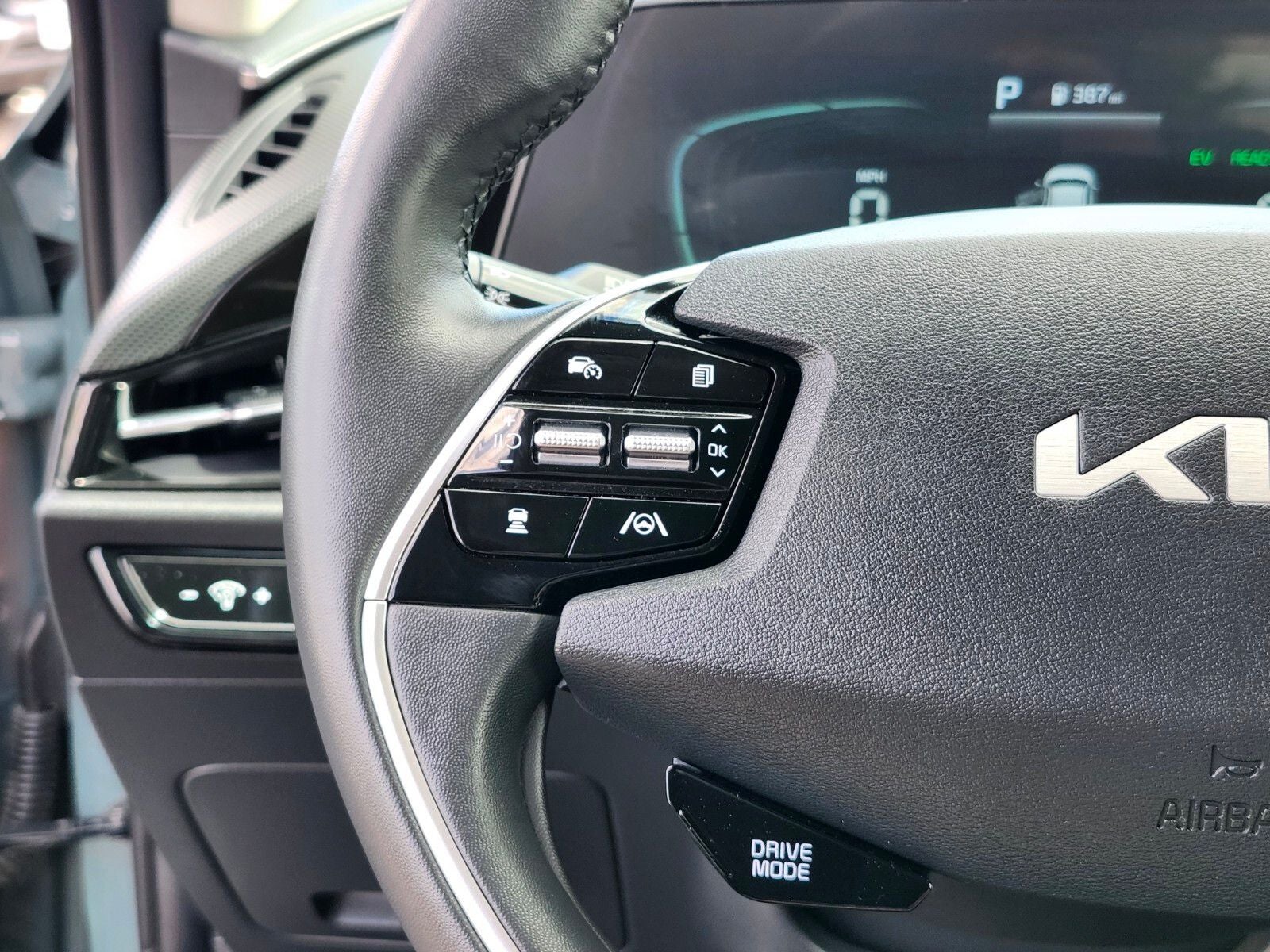 2023 Kia Niro Plug-In Hybrid EX
