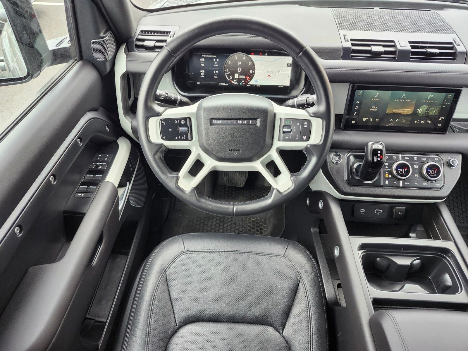 2024 Land Rover Defender 110 S