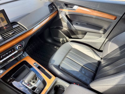 2023 Audi Q5 45 S line Premium quattro