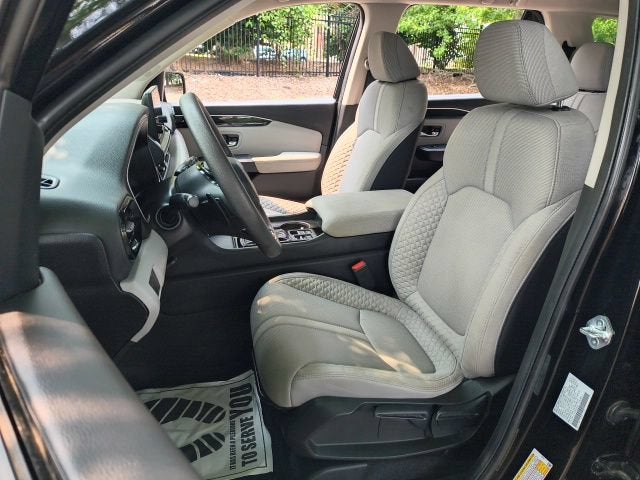 2023 Honda Pilot LX