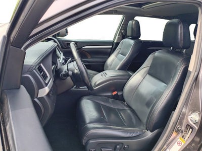 2018 Toyota Highlander SE