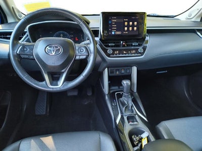 2024 Toyota Corolla Cross XLE