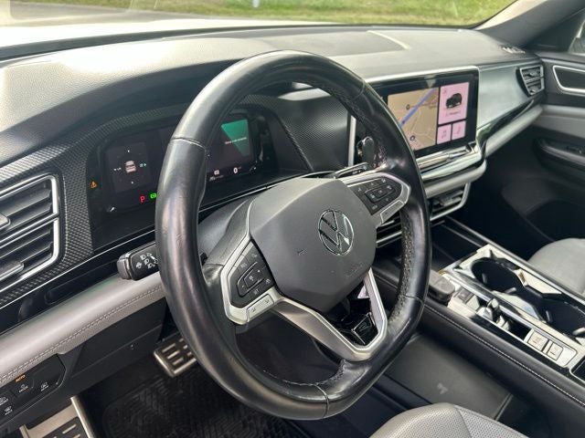2024 Volkswagen Atlas Cross Sport 2.0T SEL R-Line