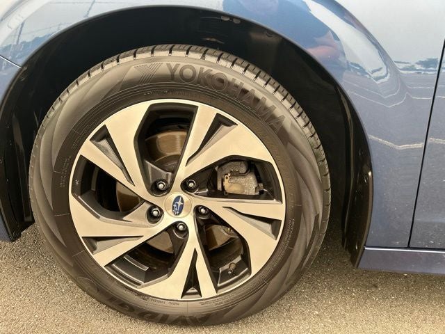 2022 Subaru Legacy Base