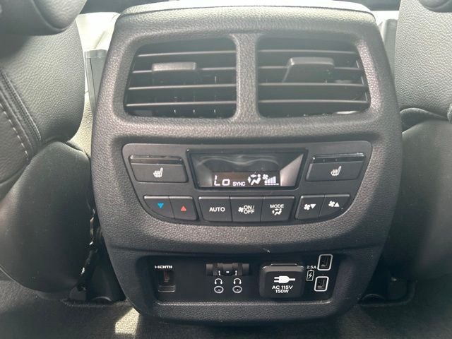 2021 Honda Pilot Touring 7 Passenger