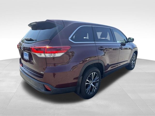 2019 Toyota Highlander LE