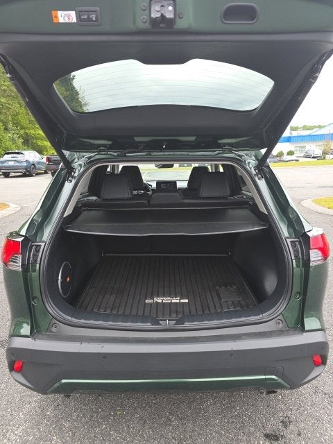 2025 Toyota Corolla Cross XLE