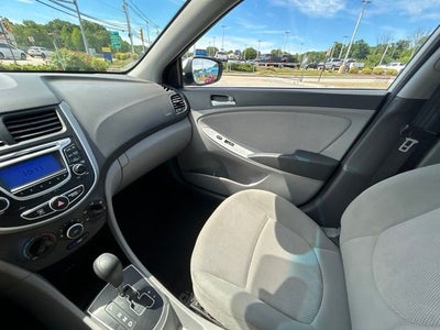 2013 Hyundai Accent GLS