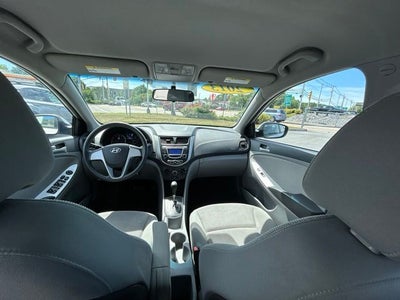 2013 Hyundai Accent GLS