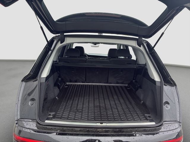 2023 Audi Q7 55 Premium quattro