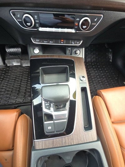 2024 Audi Q5 45 S line Premium quattro