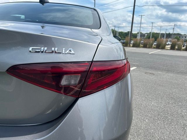 2018 Alfa Romeo Giulia Base
