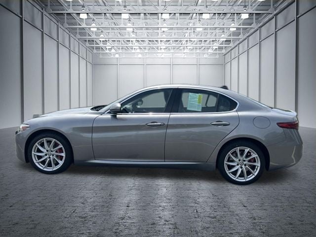 2018 Alfa Romeo Giulia Base