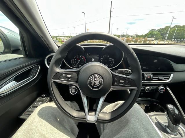 2018 Alfa Romeo Giulia Base