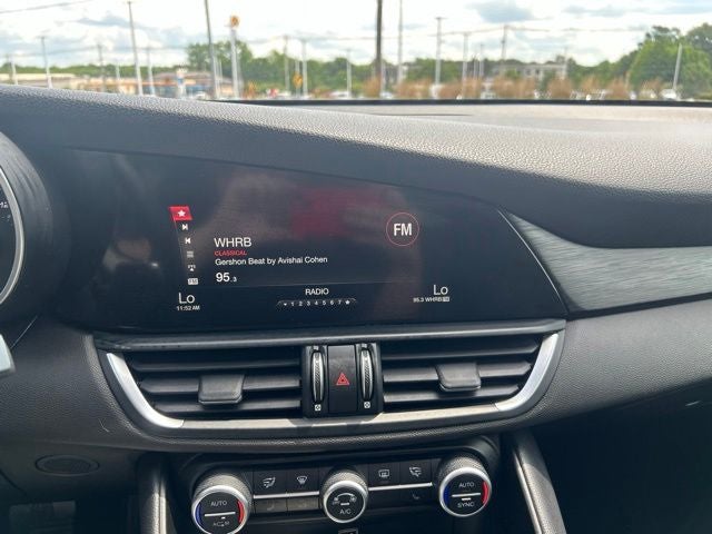 2018 Alfa Romeo Giulia Base