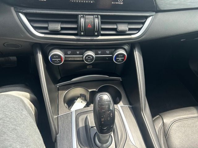 2018 Alfa Romeo Giulia Base
