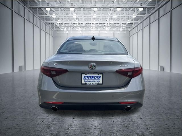 2018 Alfa Romeo Giulia Base