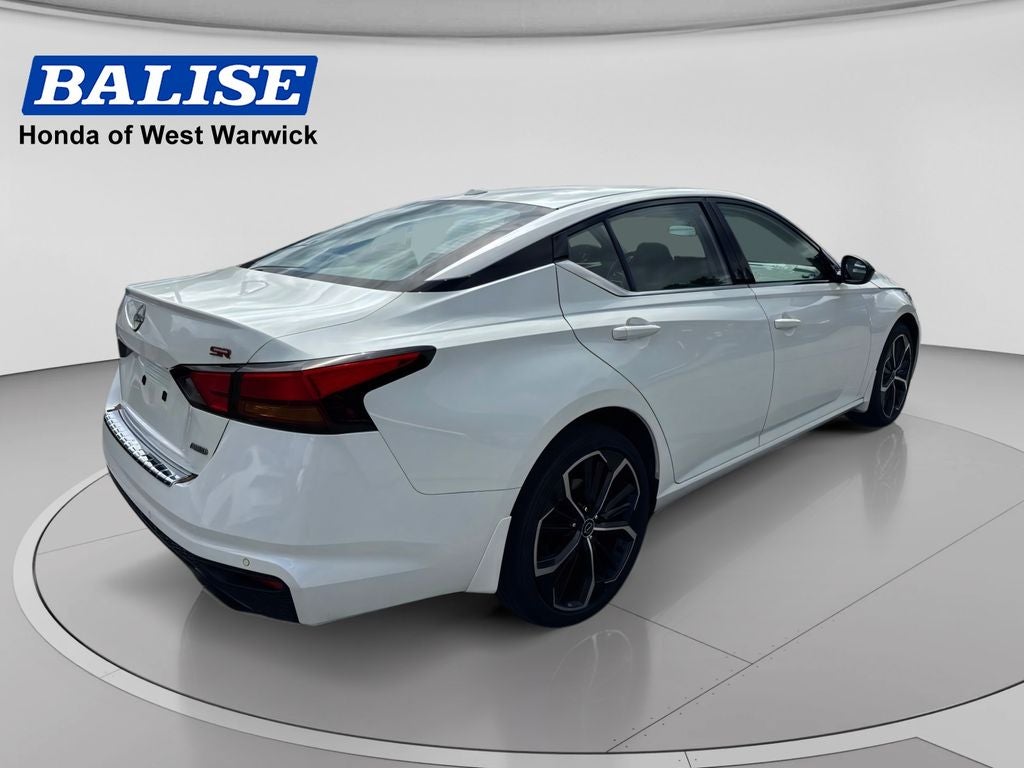 2023 Nissan Altima 2.5 SR Premium