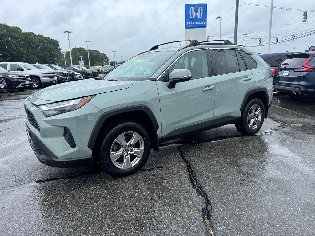 2022 Toyota RAV4 XLE