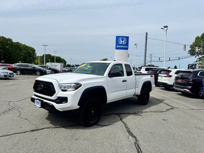 2022 Toyota Tacoma SR