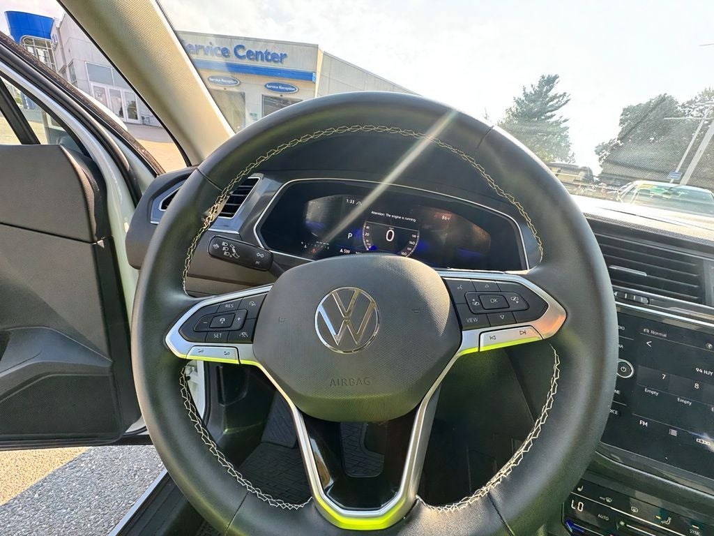 2023 Volkswagen Tiguan 2.0T SE