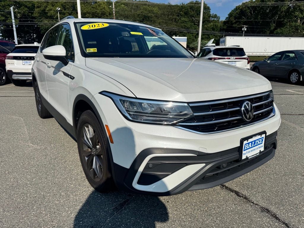 2023 Volkswagen Tiguan 2.0T SE