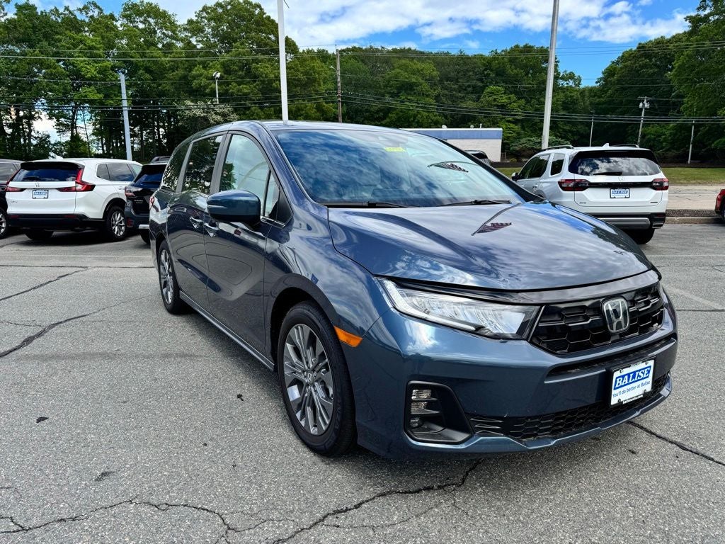 2026 Honda Odyssey Touring - Photo 10