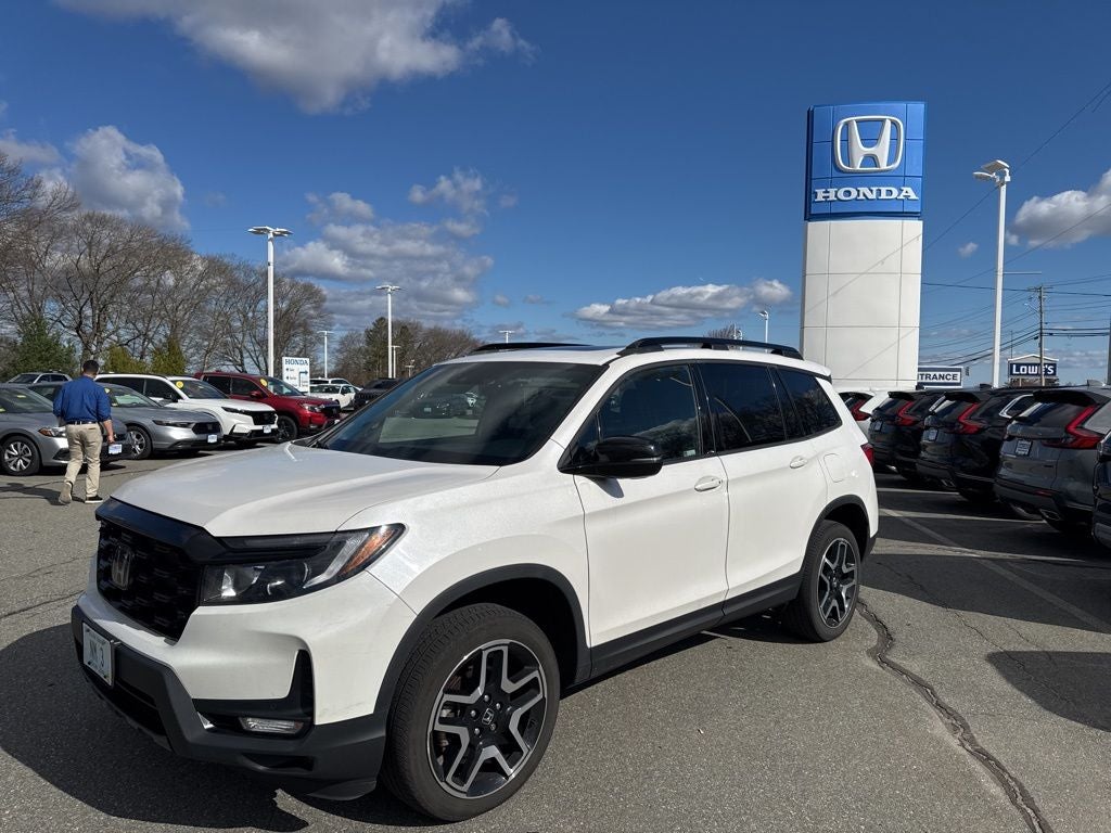 2023 Honda Passport Elite