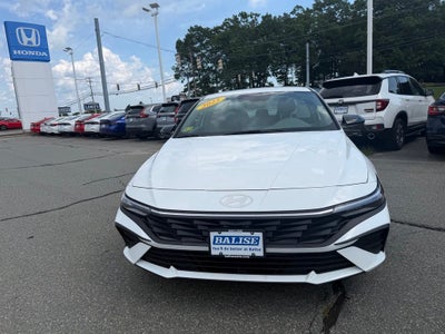 2025 Hyundai Elantra SEL Sport