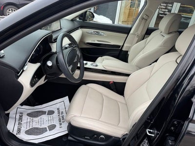 2023 Genesis GV70 2.5T