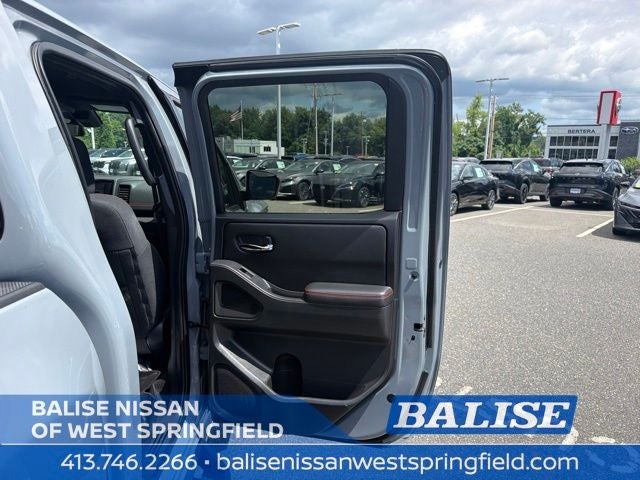 2023 Nissan Frontier PRO-4X Pro Convience with Teck Package